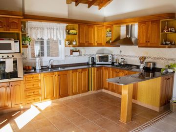 Casa de 4 ambientes en venta en Martinez
