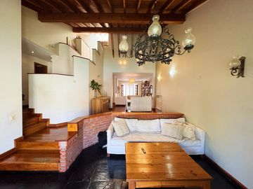 Casa en  venta en Victoria