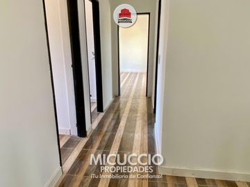 Casa en venta, Hipólito Yrigoyen 978, Escobar. APTA CREDITO.