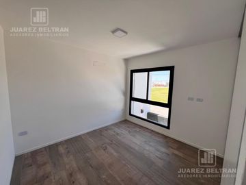 Duplex en Venta en Quebradas de Manantiales - 3  dormitorios   patio   asador   cochera