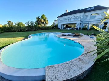 Casa a la venta en Buenos Aires Golf Club Bella Vista