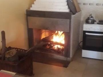 Casa en venta - 2 Dormitorios 1 Baño - Cochera - Abasto, La Plata