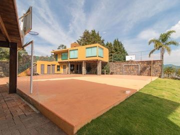 Casa de Campo con vista panorámica a 30 minutos de Morelia en Mil Cumbres