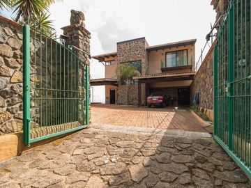 Casa de Campo con vista panorámica a 30 minutos de Morelia en Mil Cumbres