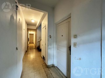 Venta departamento 2 ambientes en Coghlan