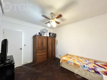 Venta departamento 2 ambientes en Coghlan