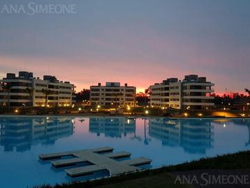 Lagoon Pilar - Departamento - Venta