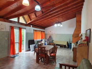 Casa Quinta en Barrio Parque Los Ombúes