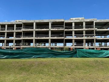 Lagoon Pilar - Departamento - Venta