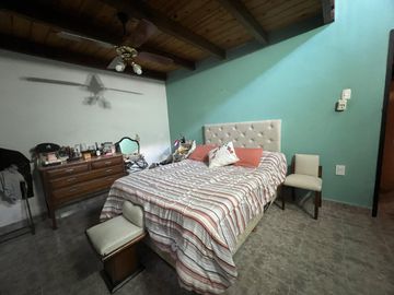 Venta casa 3 dormitorios en Barrio Arroyito