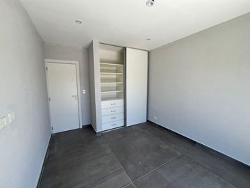 CASA EN VENTA CON RENTA - HARAS SANTA MARIA OPORTUNIDAD