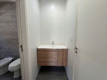 CASA EN VENTA CON RENTA - HARAS SANTA MARIA OPORTUNIDAD