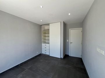 CASA EN VENTA CON RENTA - HARAS SANTA MARIA OPORTUNIDAD