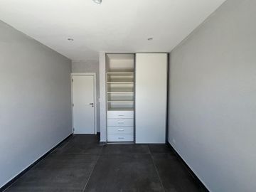 CASA EN VENTA CON RENTA - HARAS SANTA MARIA OPORTUNIDAD