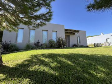 Casa en Venta - Barrio Golf II Lote 433 de Costa Esmeralda - Fondo libre y en cul de sac