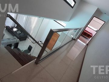 CASA VENTA CANNING BARRIO SAINT THOMAS ESTE OESTE