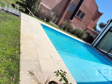 CASA VENTA CANNING BARRIO SAINT THOMAS ESTE OESTE