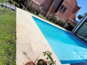 CASA VENTA CANNING BARRIO SAINT THOMAS ESTE OESTE