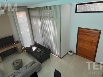 CASA VENTA CANNING BARRIO SAINT THOMAS ESTE OESTE
