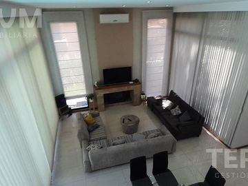 CASA VENTA CANNING BARRIO SAINT THOMAS ESTE OESTE