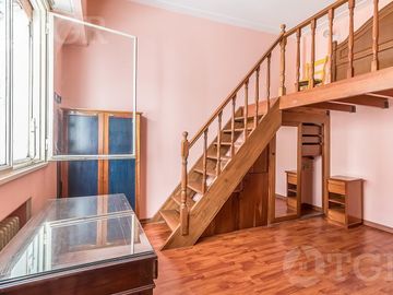 Semipiso en Venta Recoleta 3 ambientes Techos Altos Frances