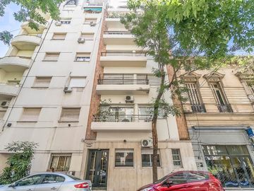 Semipiso en Venta Recoleta 3 ambientes Techos Altos Frances