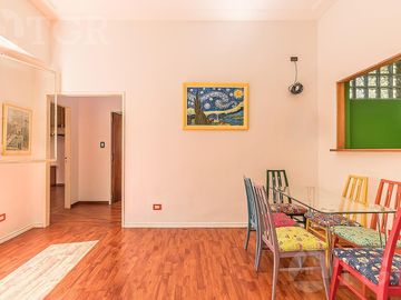 Semipiso en Venta Recoleta 3 ambientes Techos Altos Frances