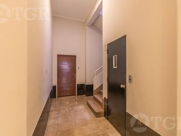 Semipiso en Venta Recoleta 3 ambientes Techos Altos Frances