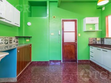 Semipiso en Venta Recoleta 3 ambientes Techos Altos Frances