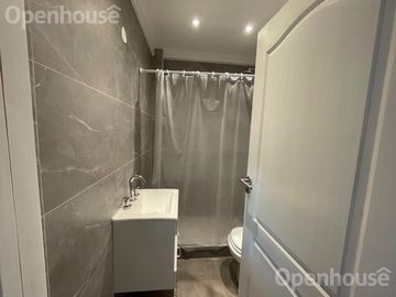 VENTA EXCELENTE CASA DE 6 AMBIENTES EN SAN PABLO!