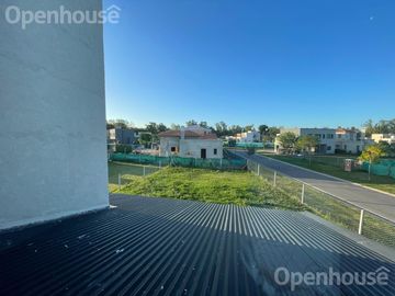 VENTA EXCELENTE CASA DE 6 AMBIENTES EN SAN PABLO!