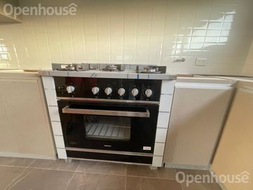 VENTA EXCELENTE CASA DE 6 AMBIENTES EN SAN PABLO!