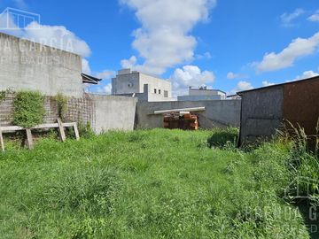 Galpón en Venta Con Departamento Cerca del Acceso a Colon