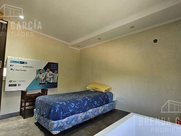 Galpón en Venta Con Departamento Cerca del Acceso a Colon