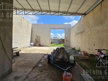 Galpón en Venta Con Departamento Cerca del Acceso a Colon