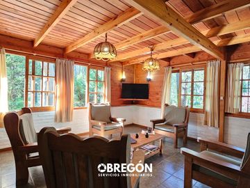 Casa en Venta en Cariló  Cabaña de Madera en Venta