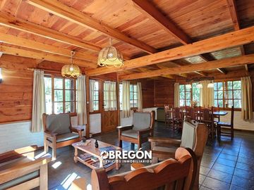 Casa en Venta en Cariló  Cabaña de Madera en Venta