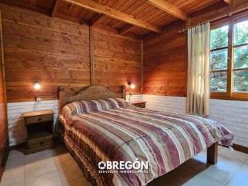 Casa en Venta en Cariló  Cabaña de Madera en Venta