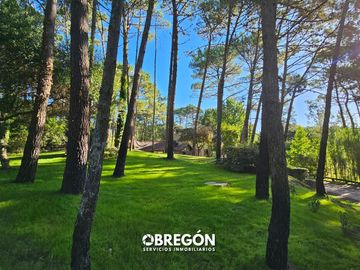 Casa en Venta en Cariló  Cabaña de Madera en Venta
