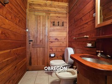 Casa en Venta en Cariló  Cabaña de Madera en Venta