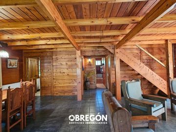 Casa en Venta en Cariló  Cabaña de Madera en Venta