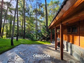 Casa en Venta en Cariló  Cabaña de Madera en Venta
