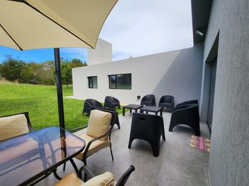 VENTA, CASA, COSTA ESMERALDA, SENDEROS III, LOTE AL 300