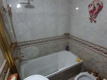 Venta piso categoria Av. Lugones metros plaza españa balcon sum amenities cochera