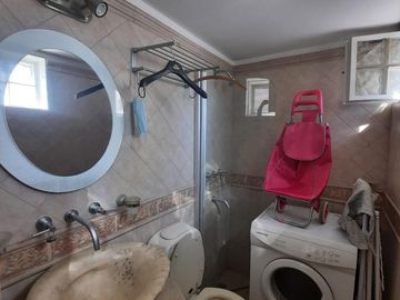 Venta piso categoria Av. Lugones metros plaza españa balcon sum amenities cochera