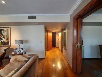 Venta piso categoria Av. Lugones metros plaza españa balcon sum amenities cochera