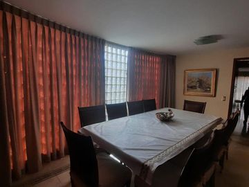 Venta piso categoria Av. Lugones metros plaza españa balcon sum amenities cochera
