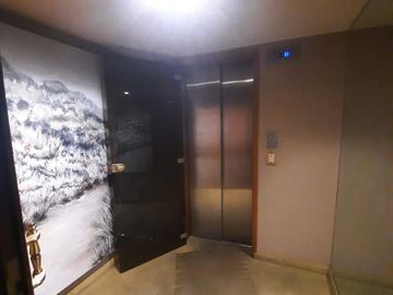 Venta piso categoria Av. Lugones metros plaza españa balcon sum amenities cochera