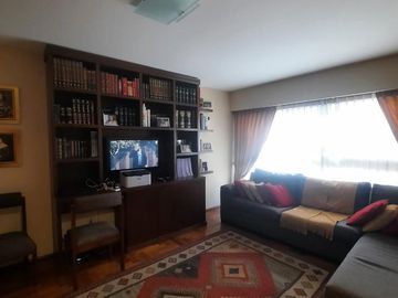Venta piso categoria Av. Lugones metros plaza españa balcon sum amenities cochera