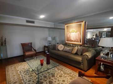 Venta piso categoria Av. Lugones metros plaza españa balcon sum amenities cochera